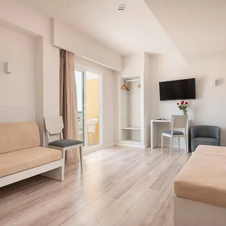 Hotel O7 Nordeste Playa Can Picafort (Mallorca)